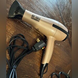 HOT TOOLS Helix Professional Hair Dryer - Champagne